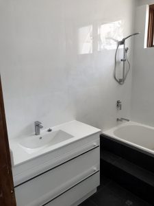 Another picture of the new basin bath we installed